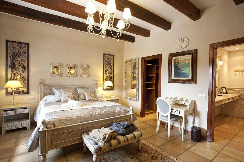 Hotel Sa Vinya Des Convent 4*